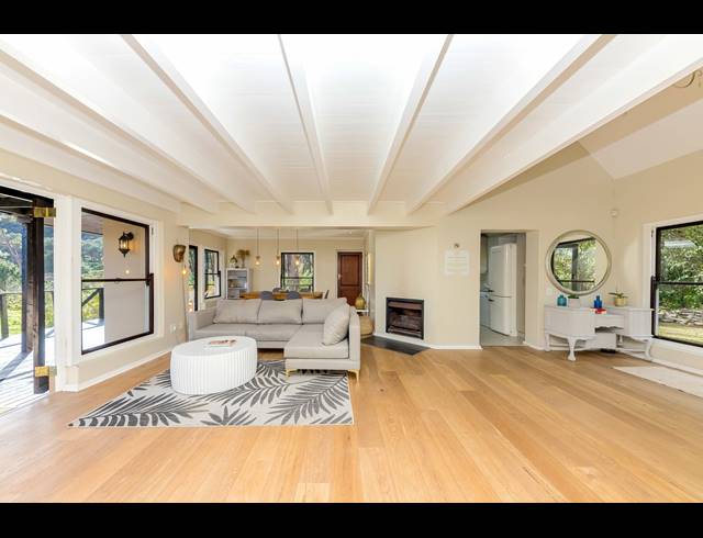 3 BEDROOM FREESTANDING TO LET IN SILVERMIST MOUNTAIN LODGE